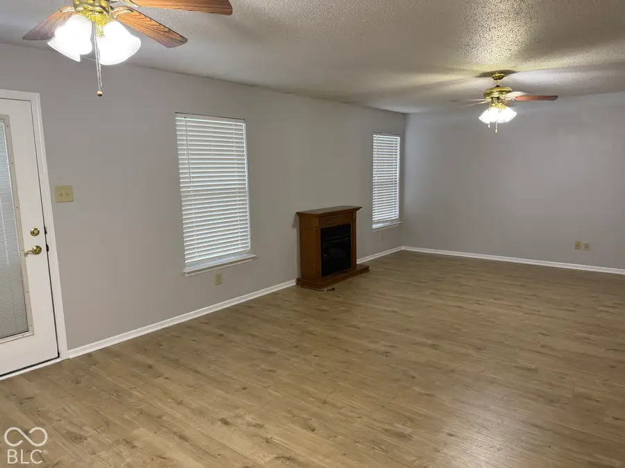 613 Brookline Drive, Danville, IN 46122 - #2