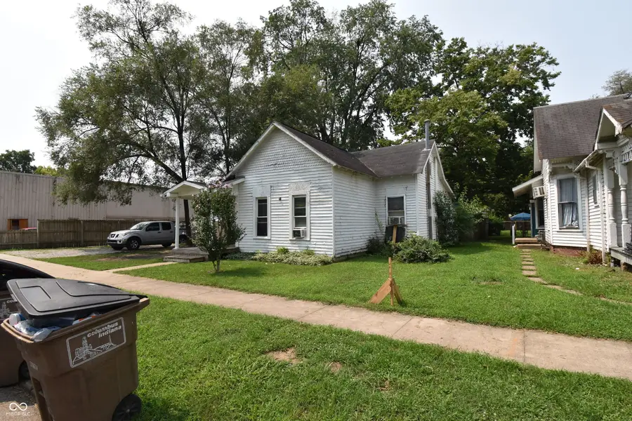 1432 Sycamore Street, Columbus, IN 47201 - #2