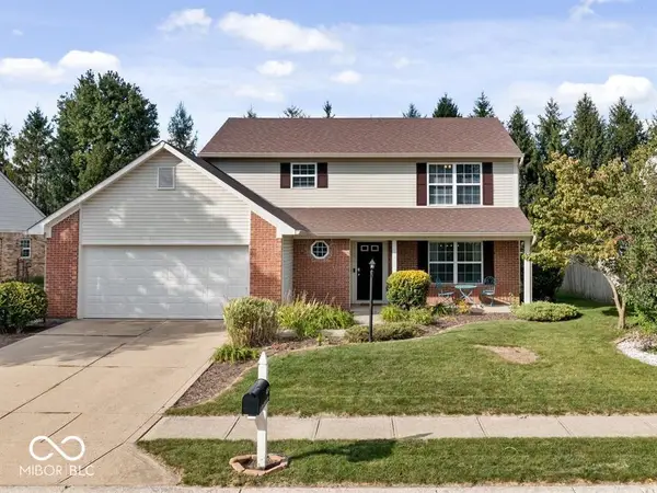 404 E Pine Ridge Drive, Westfield, IN 46074