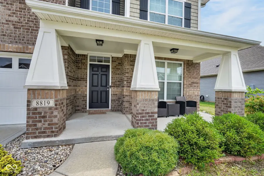 8819 Castleblaney Drive, Brownsburg, IN 46112 - #3