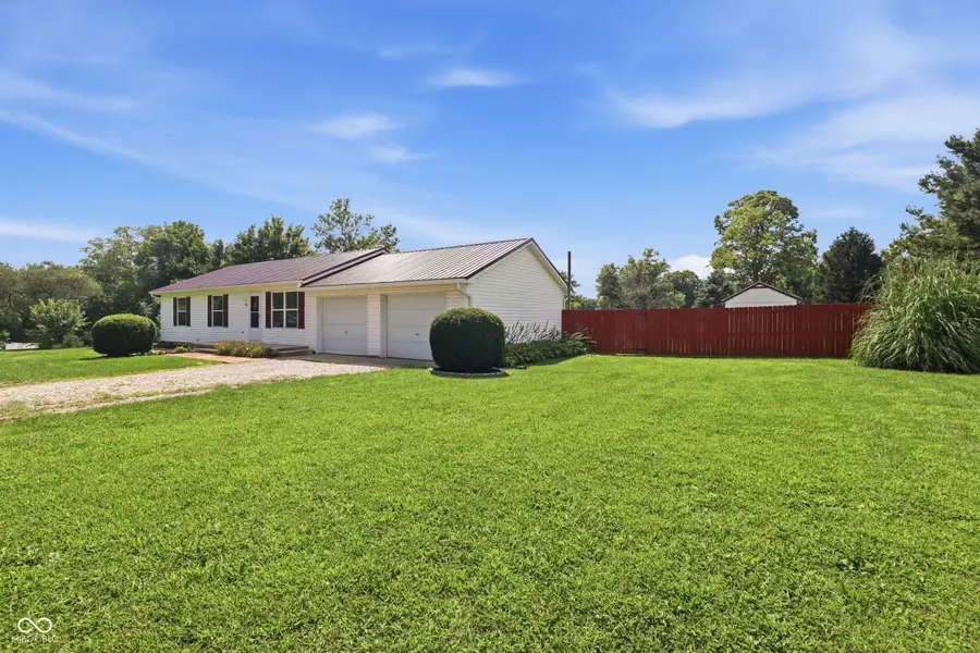 118 S Jackson Street, Waveland, IN 47989 - #2