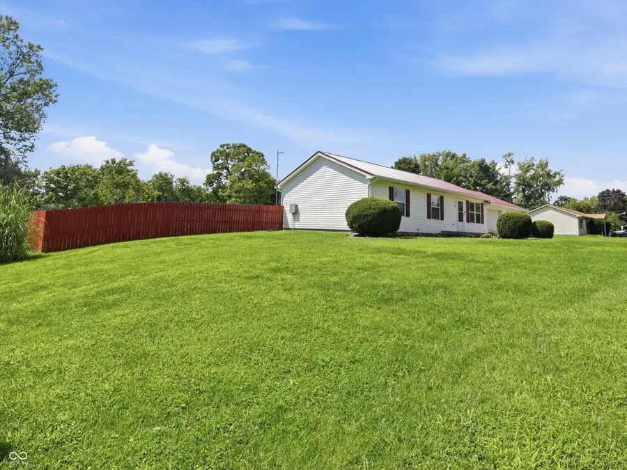 118 S Jackson Street, Waveland, IN 47989 - #3