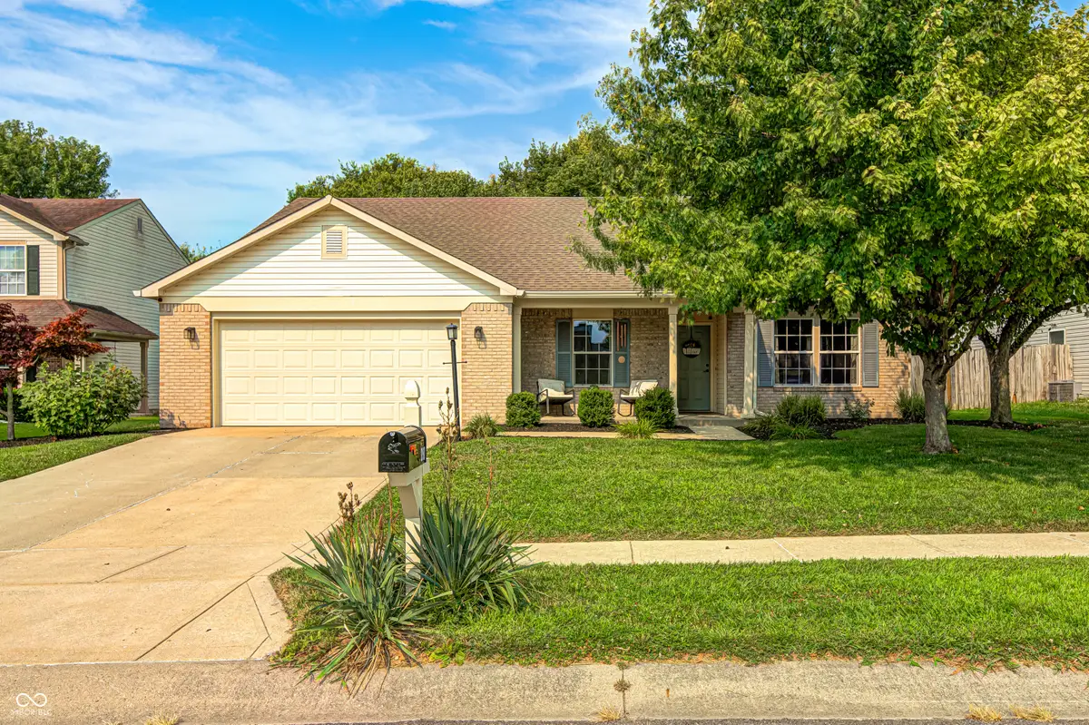 2190 Meadow Glen Boulevard, Franklin, IN 46131 - #1