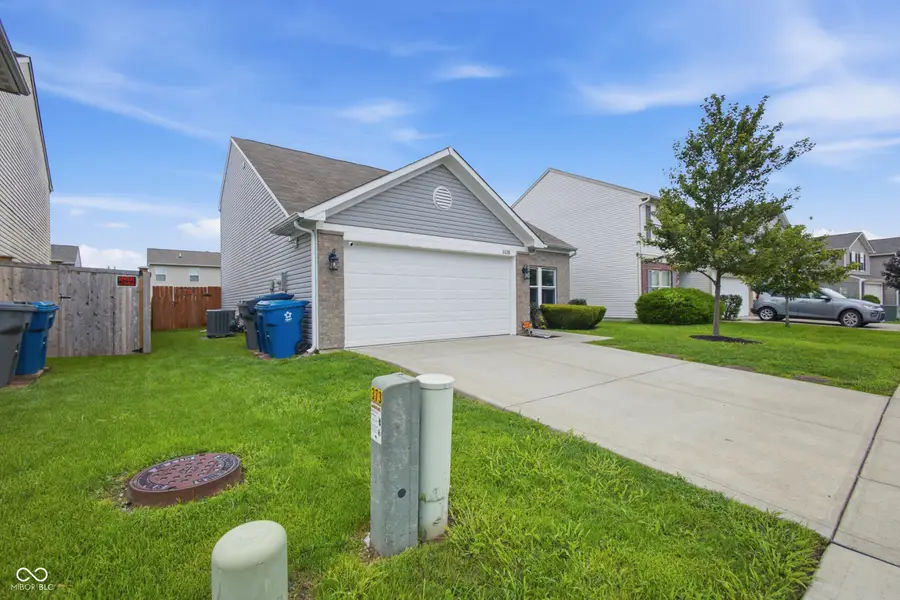 8038 Grove Berry Way, Indianapolis, IN 46239 - #2