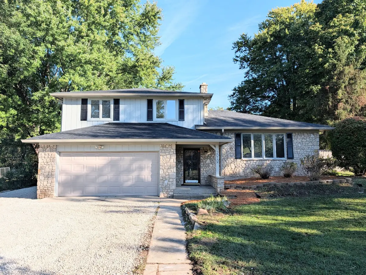 2010 Plantation, Martinsville, IN 46151 - #1