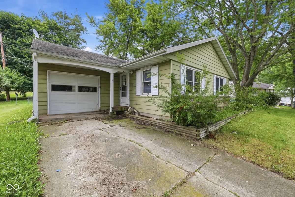 609 Airedale Drive, Hartford City, IN 47348 - #1