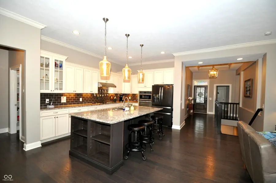11509 Golden Willow Court, Zionsville, IN 46077 - #2