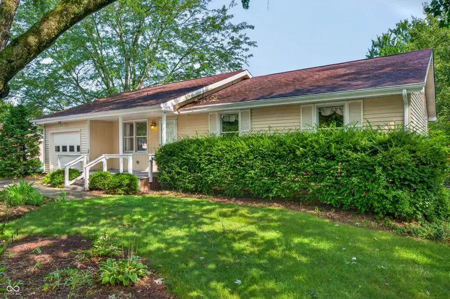 5310 Regency Drive, Columbus, IN 47203 - #2