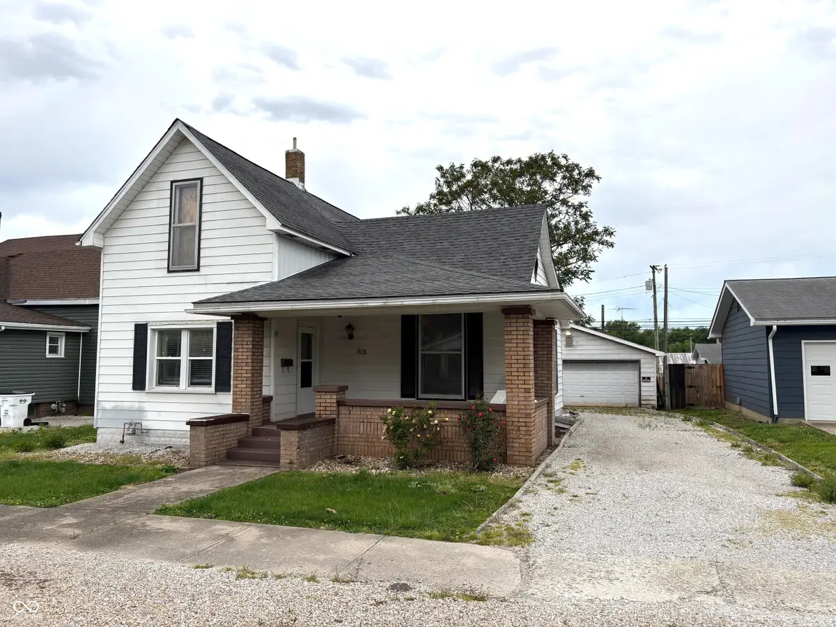 808 Washington Street, Clay City, IN 47841 - #1