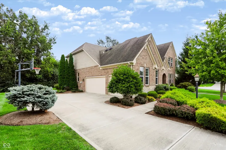 275 N Bend Drive, Greenwood, IN 46142 - #3