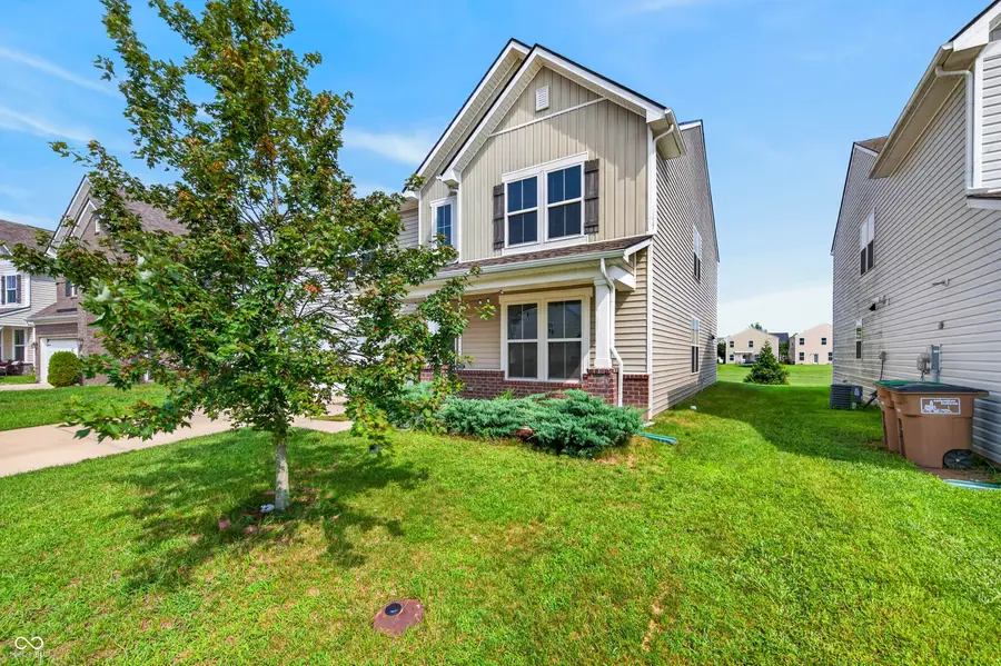 2462 Creekland Drive, Columbus, IN 47201 - #3