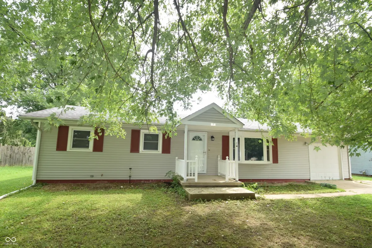 172 S Country Club Court, Crawfordsville, IN 47933 - #1