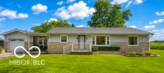 2704 E County Road 50 N, Fillmore, IN 46128
