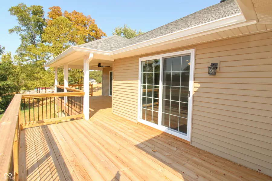 1245 E Easy Street, North Vernon, IN 47265 - #3