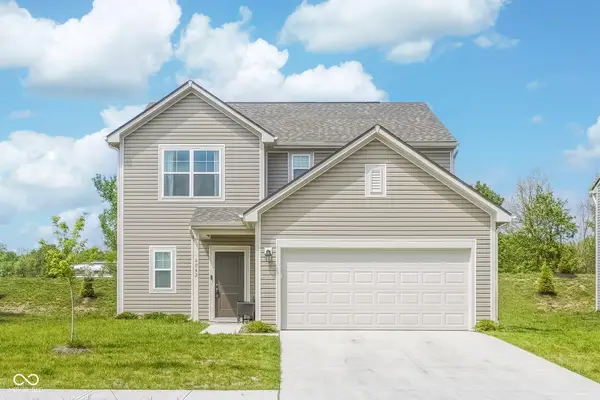 4042 Sedgewick, Columbus, IN 47201