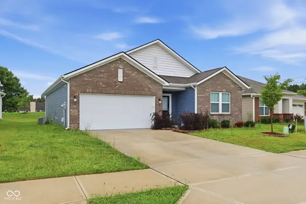 4411 Ashton View, Indianapolis, IN 46268