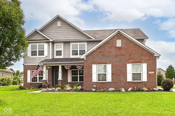 4693 W Chert Drive, New Palestine, IN 46163