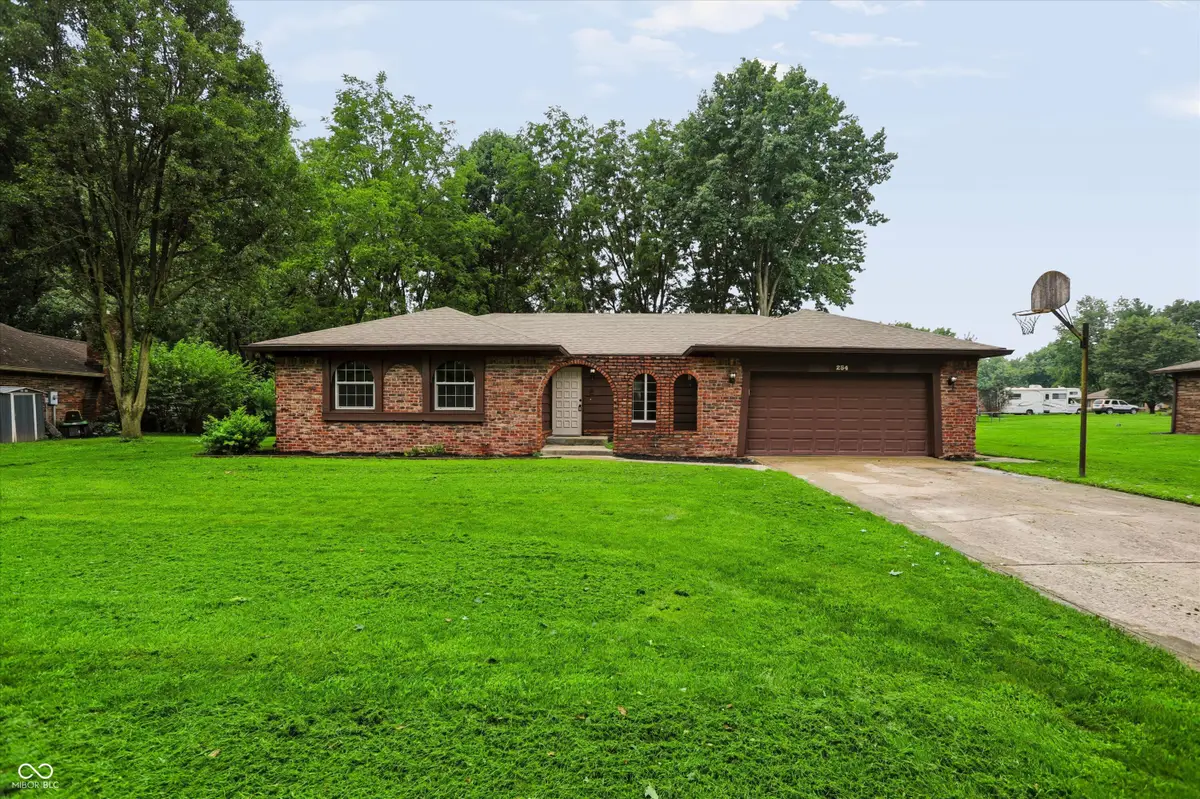 254 Summit Ridge Drive, Greenwood, IN 46142 - #1