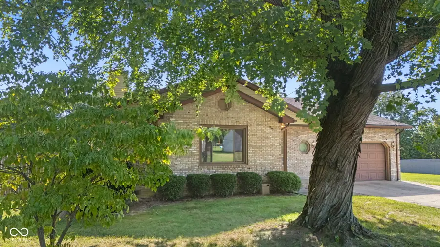 133 N Michael Drive, Scottsburg, IN 47170 - #3