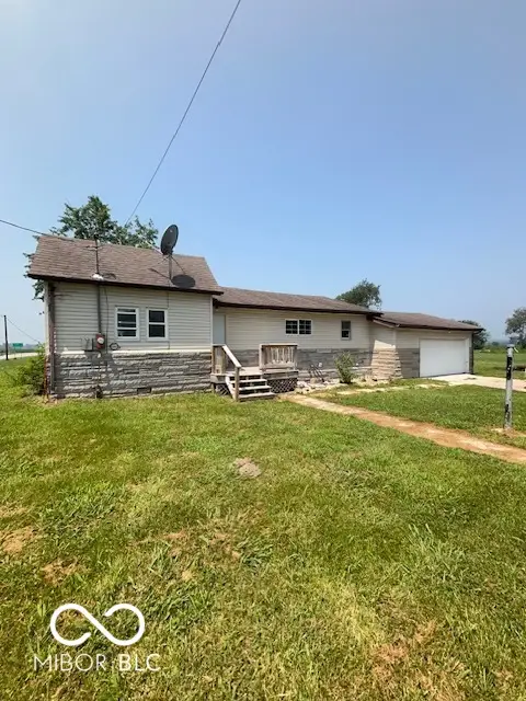 5715 S County Road 150 Road E, Clayton, IN 46118