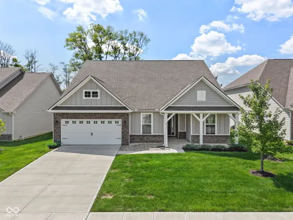 2537 Riviera Place, Greenwood, IN 46143