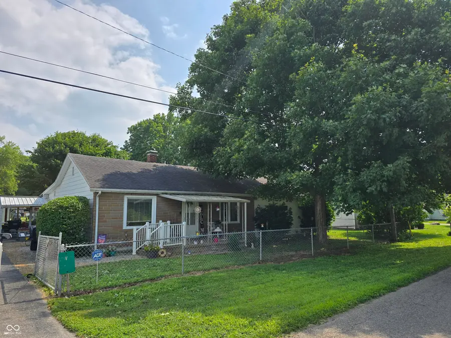1121 W Washington Avenue, Shelbyville, IN 46176 - #2