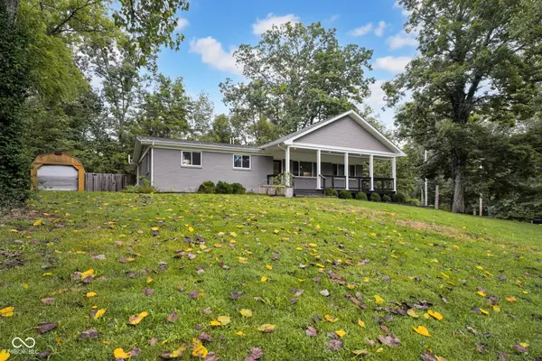 19514 E Lake Site Drive, Hope, IN 47246