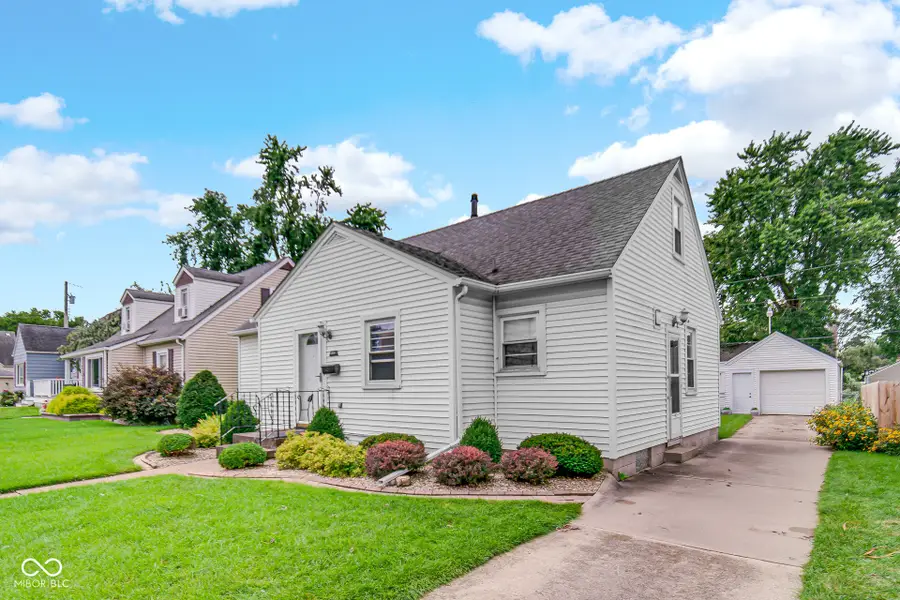 8736 Cottage Grove Avenue, Highland, IN 46322 - #3