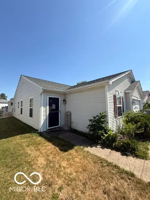9132 Blue Pine Drive, Indianapolis, IN 46231