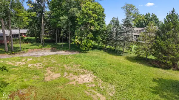 21 Cardinal Lane, Carmel, IN 46032