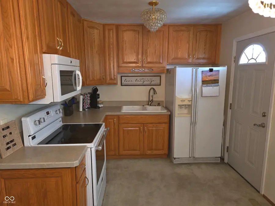 2208 S Earl Avenue, Lafayette, IN 47905 - #2