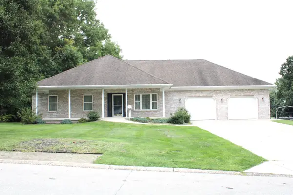 99 Center Court, Franklin, IN 46131