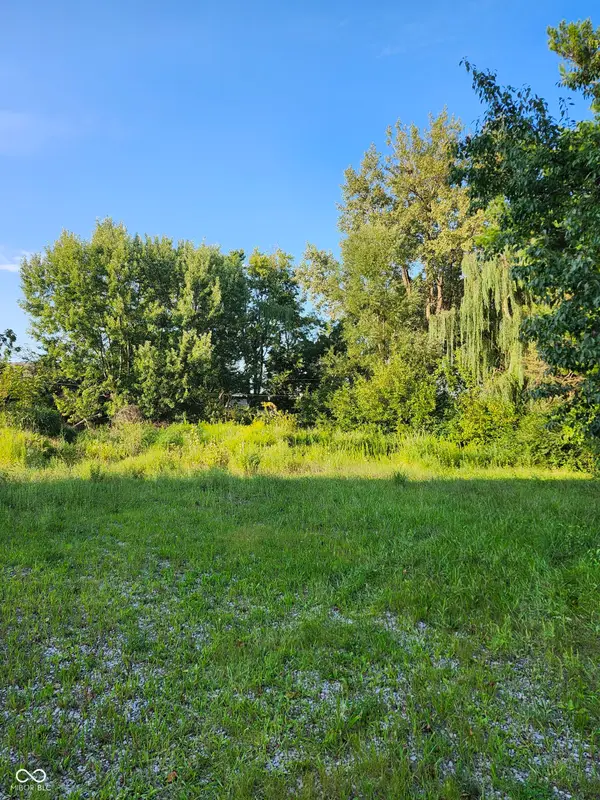 8224 Frye Road, Indianapolis, IN 46259