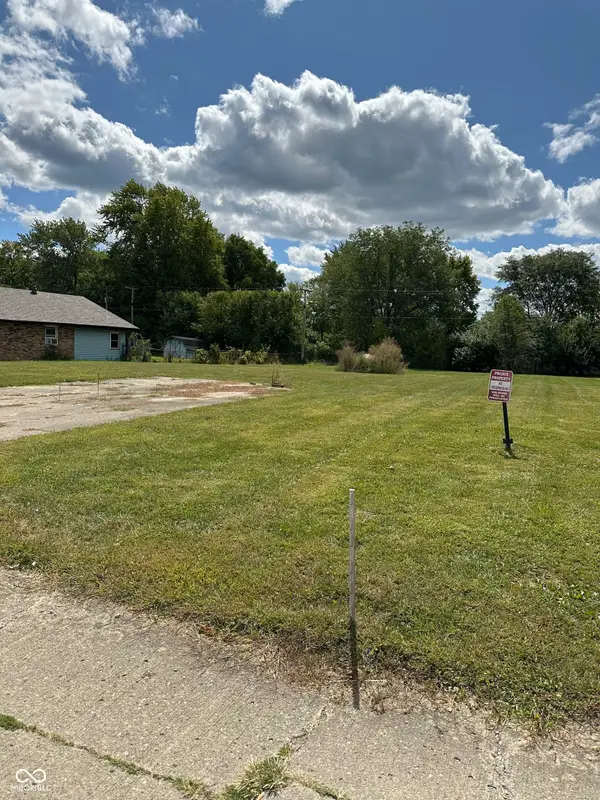 121 Darin Court, Anderson, IN 46012