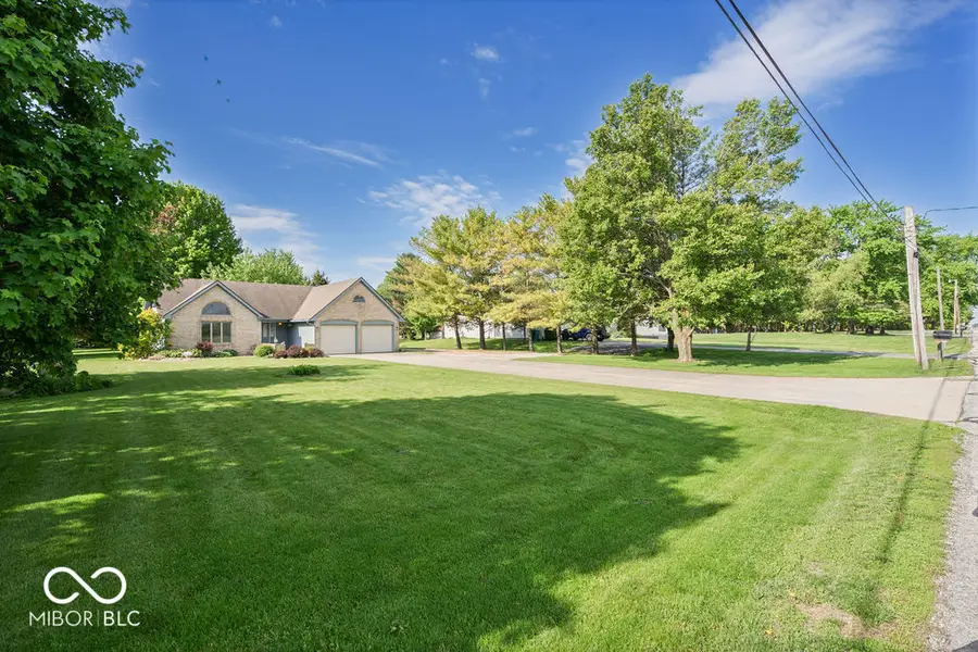 1597 W Division Road, Tipton, IN 46072 - #3