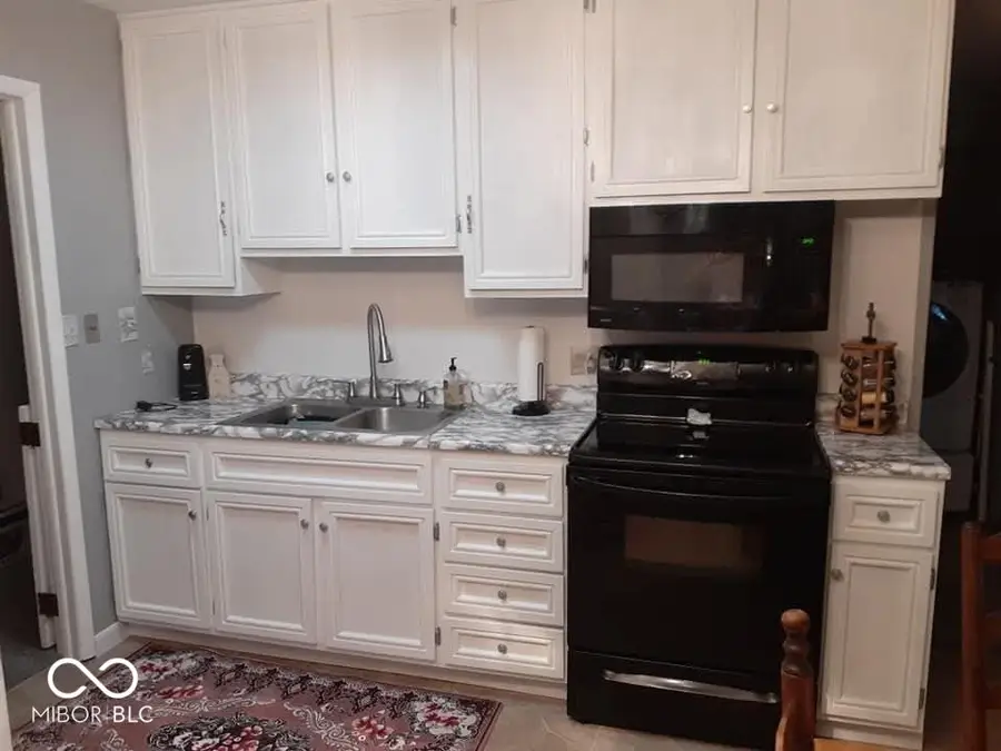 641 Sweetbriar Drive, Whiteland, IN 46184 - #2