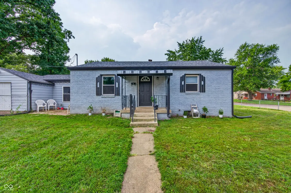 6043 Ivanhoe Street, Indianapolis, IN 46219 - #1