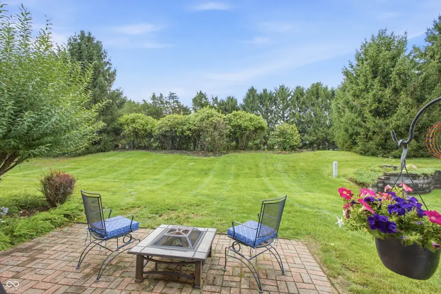 6055 Boulder Court, Columbus, IN 47201 - #3