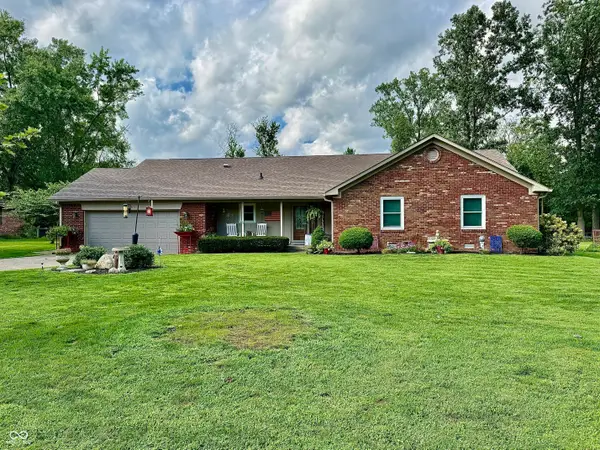 7980 Oak Hill Drive, Plainfield, IN 46168