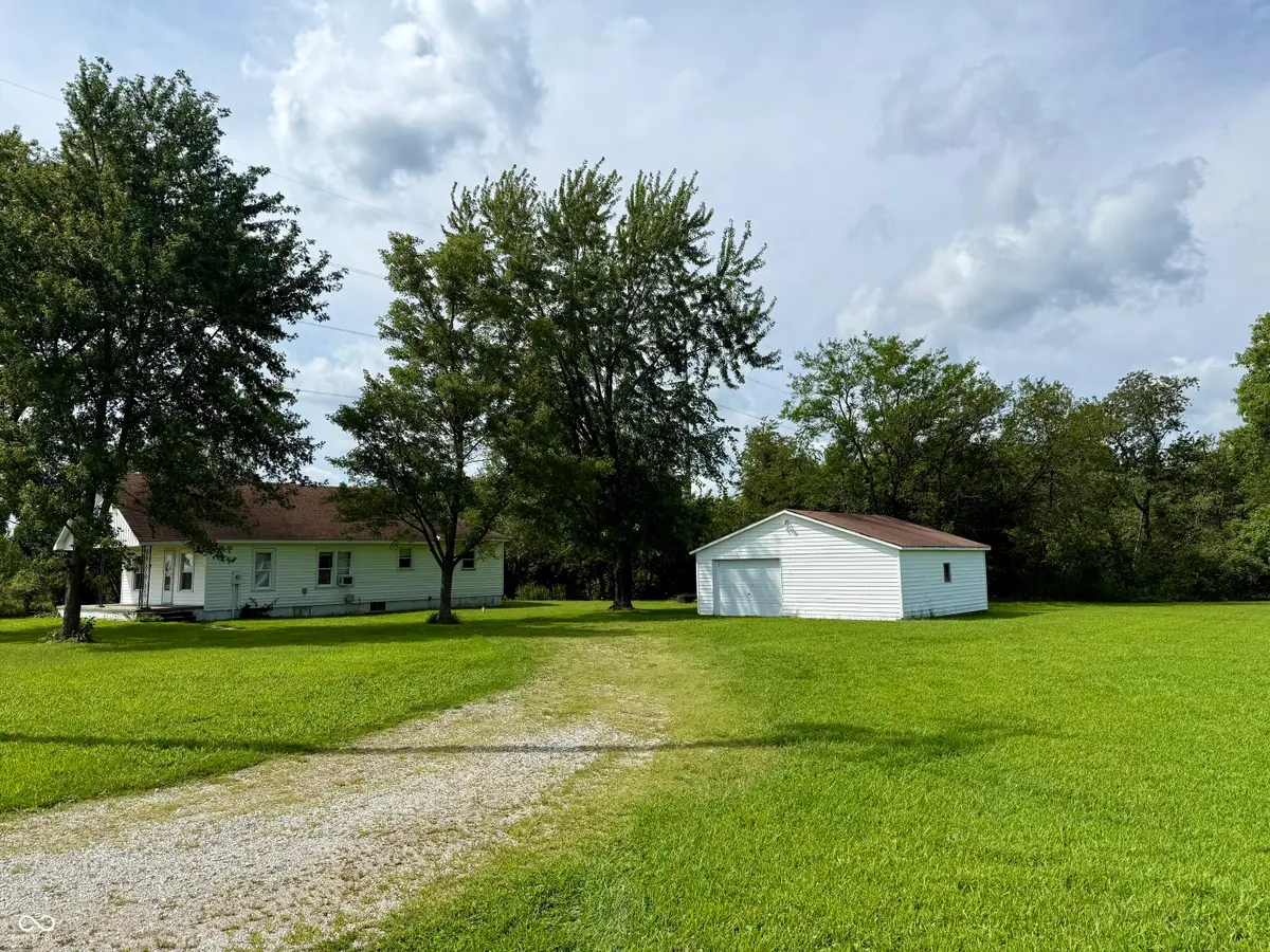 1050 E 1550 N, Covington, IN 47932 - #1