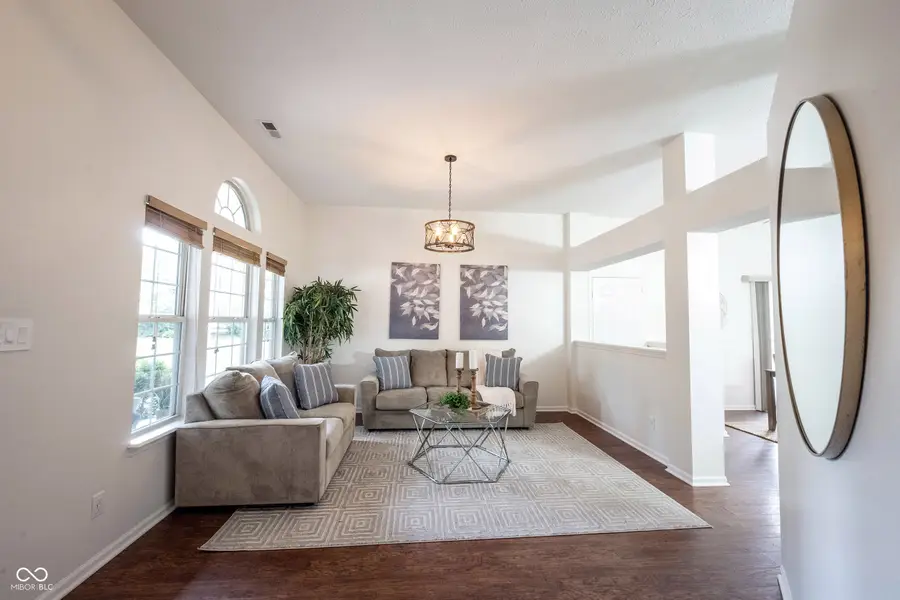 11131 Settlers Court, Fishers, IN 46038 - #2