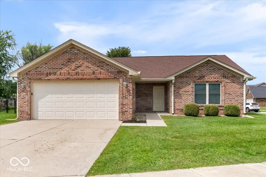 35 Cedarwood Drive, Greencastle, IN 46135 - #2