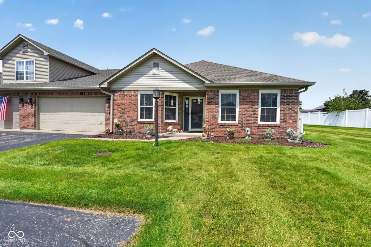 6214 Robinwood Lane, Indianapolis, IN 46237 - #1