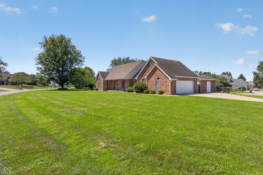 8576 Wickersham Way, Seymour, IN 47274 - #2