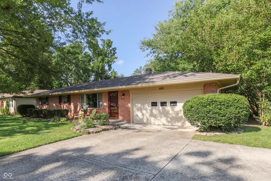 650 Lindenwood Drive, Greenwood, IN 46142 - #3