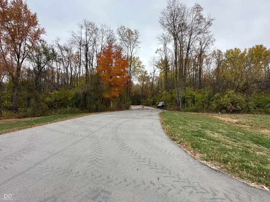 8201 S State Road 39, Clayton, IN 46118 - #3