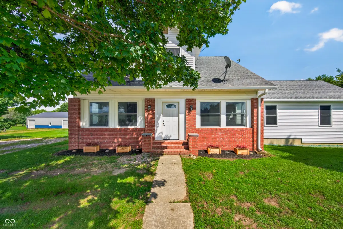 6463 S 125 W, Trafalgar, IN 46181 - #1