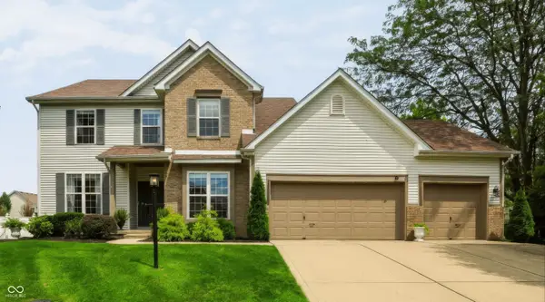8315 Bent Oak Drive, Indianapolis, IN 46236