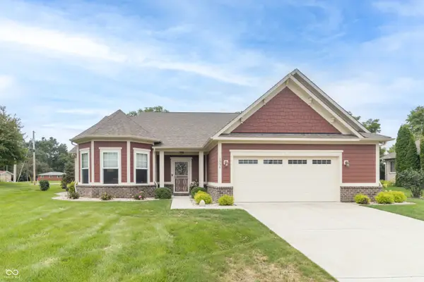 1992 S Sugar Gum Trail, Greenfield, IN 46140