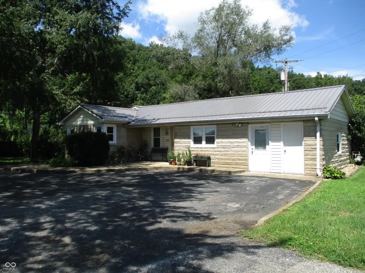 2576 Old State Road 37 Road S, Martinsville, IN 46151 - #1